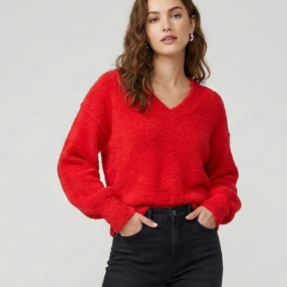 Sanctuary Red V-Neck Fuzzy Eyelash Knit Sweater Size Medium